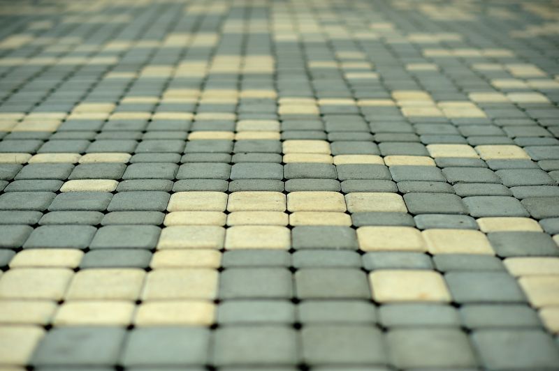 Traditional paver pattern